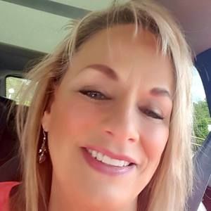 Meet your Posher, Cecilia